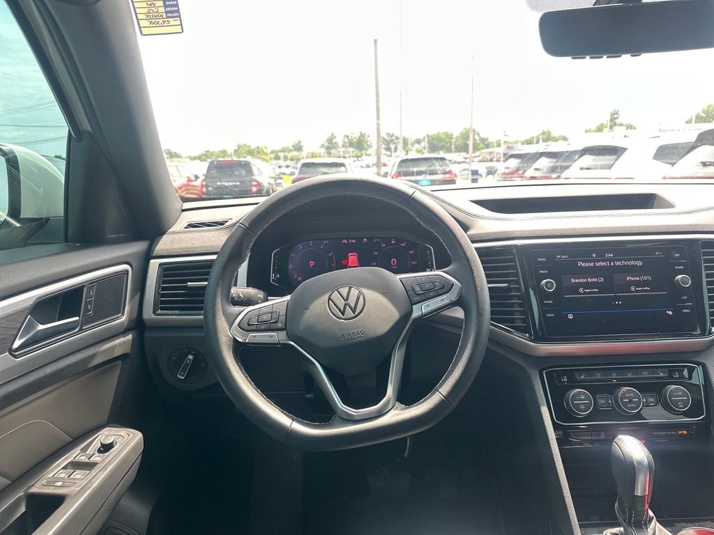 Used 2023 Volkswagen Atlas Cross Sport SE AWD/4WD image 15