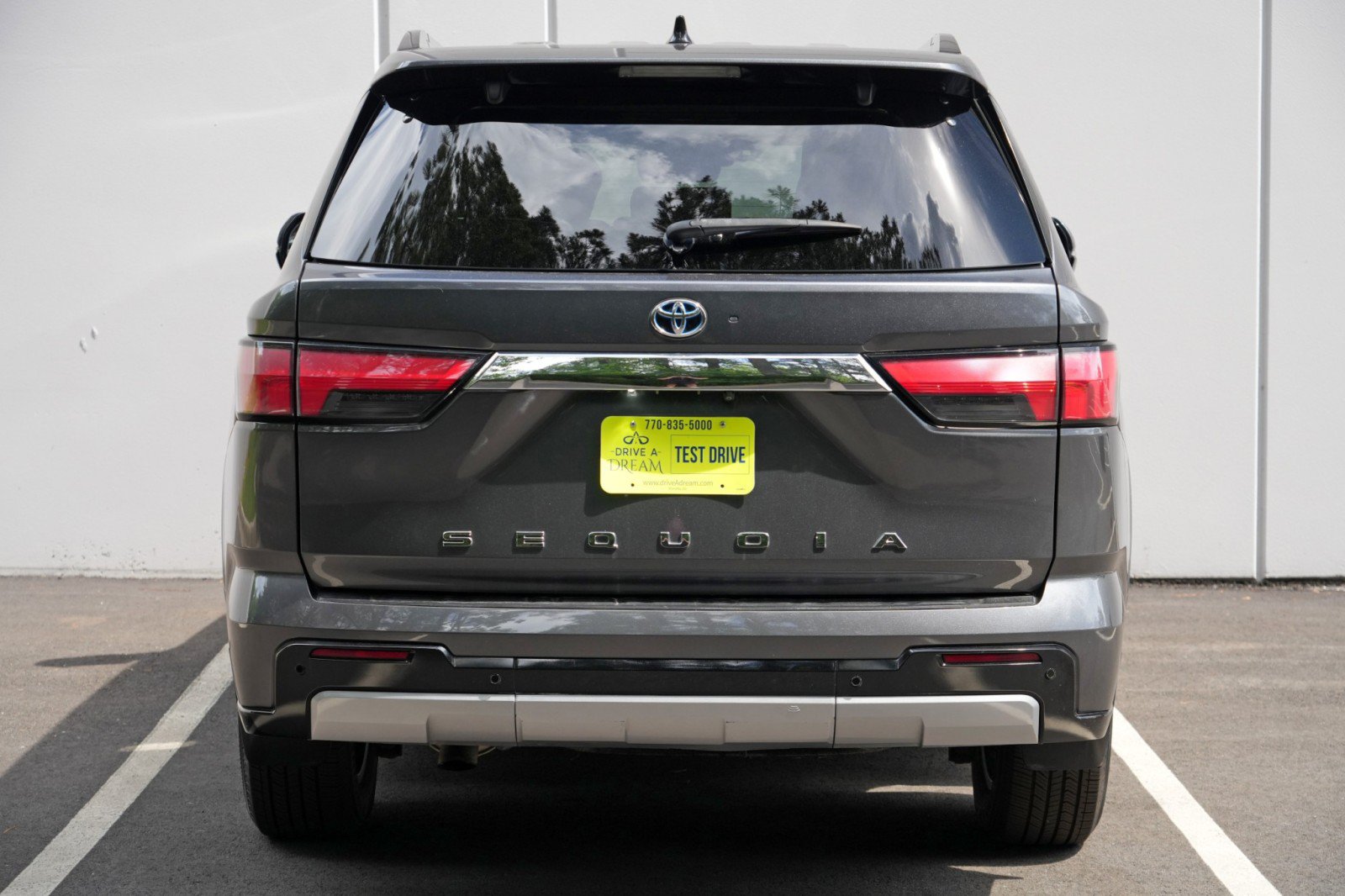 Used 2023 Toyota Sequoia Limited AWD/4WD image 54