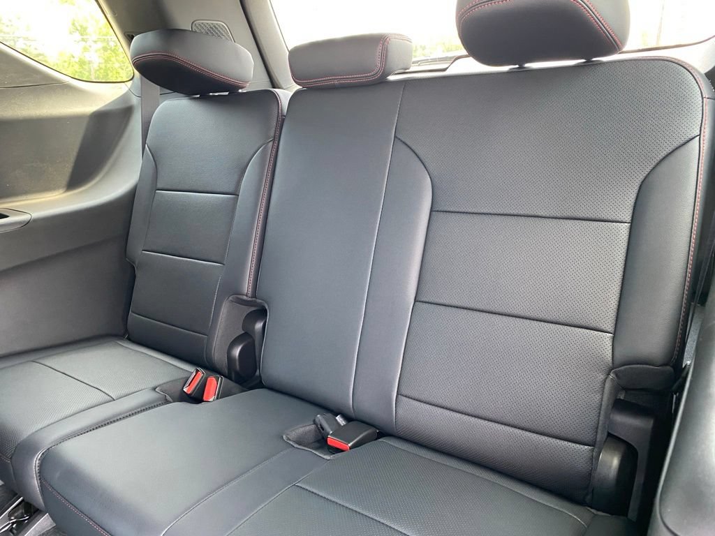 New 2026 Chevrolet Traverse Z71 w/ Enhanced Driving Package AWD/4WD image 18
