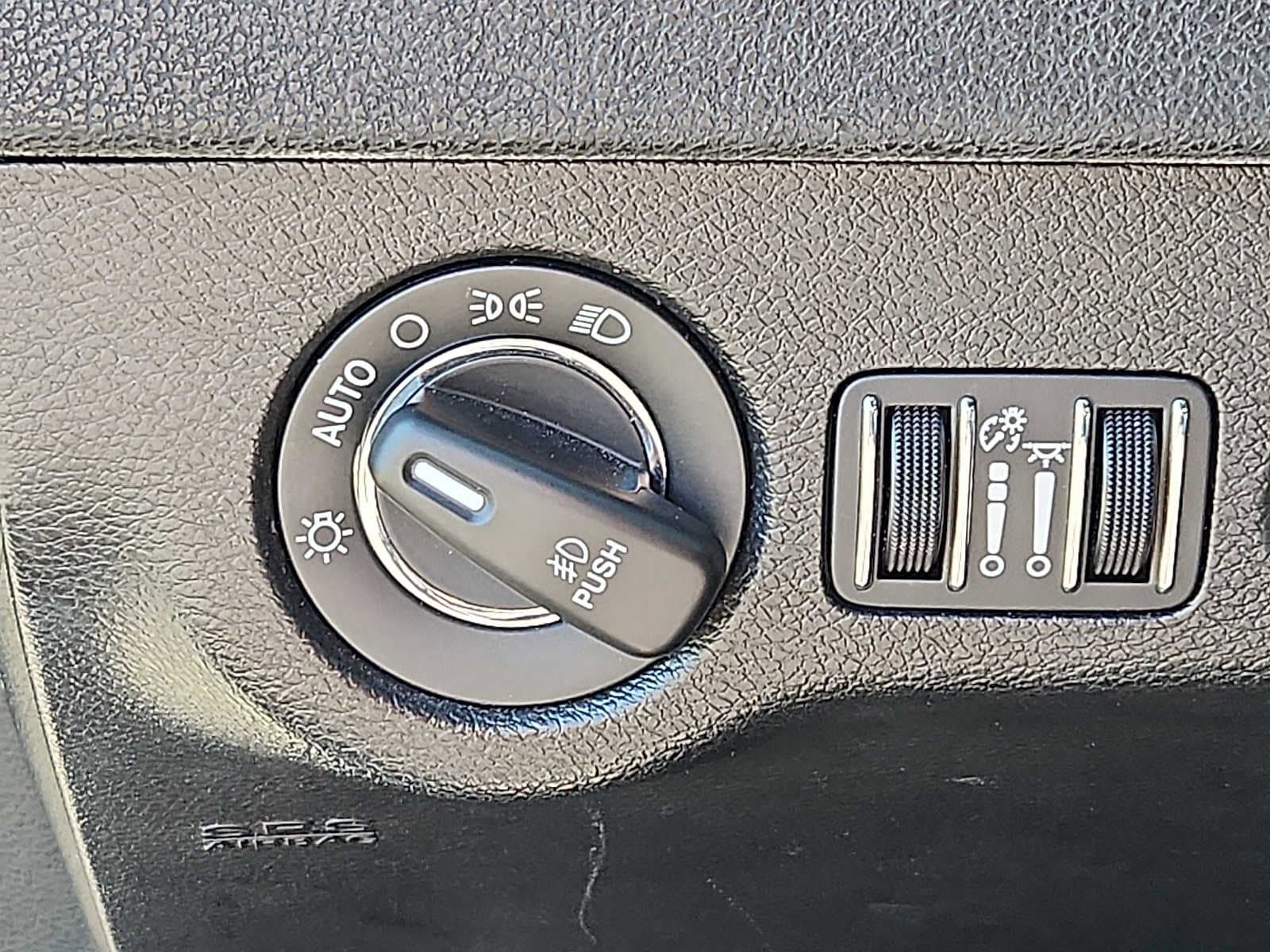 Used 2020 Chrysler 300 S AWD/4WD image 23