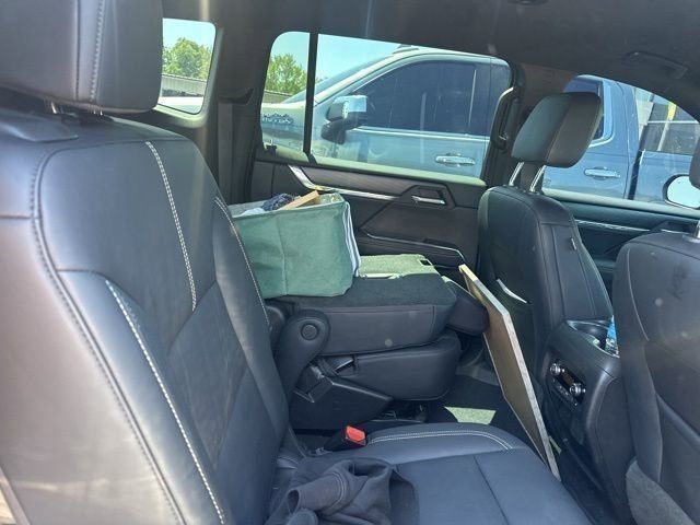 Certified 2024 GMC Acadia Elevation w/ Luxury Package FWD image 19