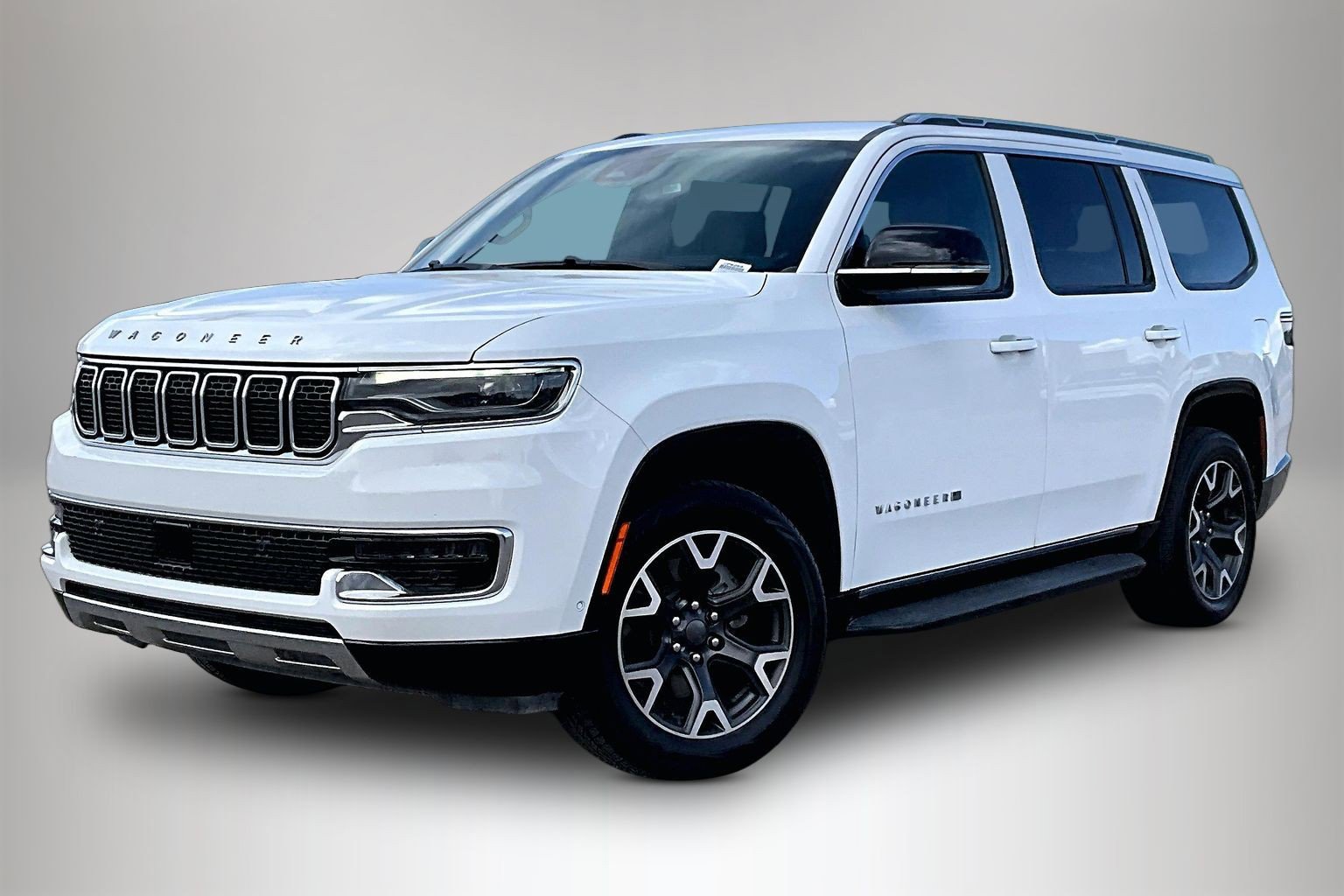 Used 2024 Jeep Wagoneer Series III AWD/4WD image 3