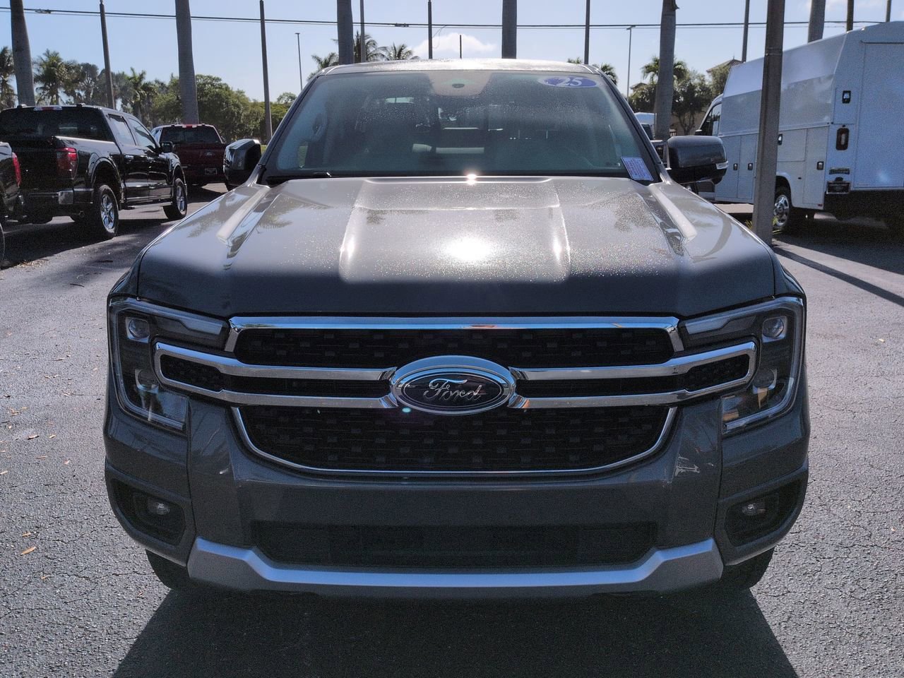 Used 2025 Ford Ranger Lariat w/ Chrome Accent Package AWD/4WD image 9