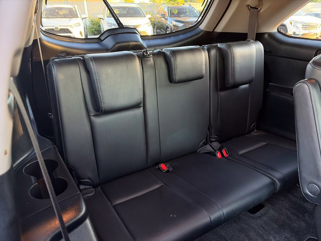 Used 2018 Toyota Highlander SE w/ Carpet Mat Package (TMS) AWD/4WD image 19