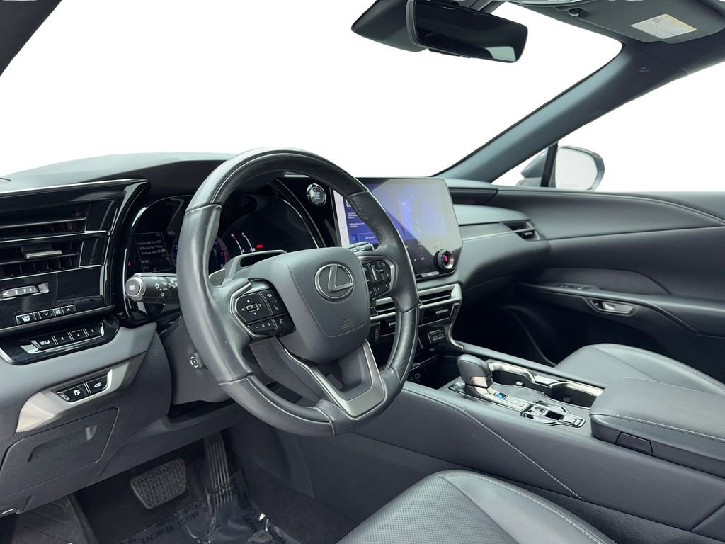 Used 2024 Lexus RX 350 Premium w/ Convenience Package FWD image 18