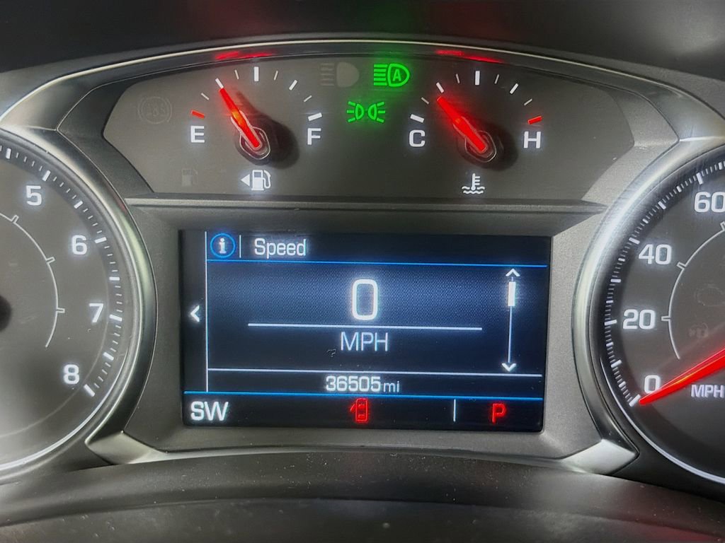 Used 2024 GMC Terrain SLE w/ Driver Convenience Package FWD image 15