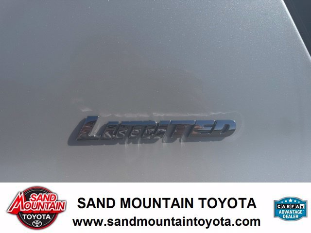 Used 2024 Toyota 4Runner Limited AWD/4WD image 8