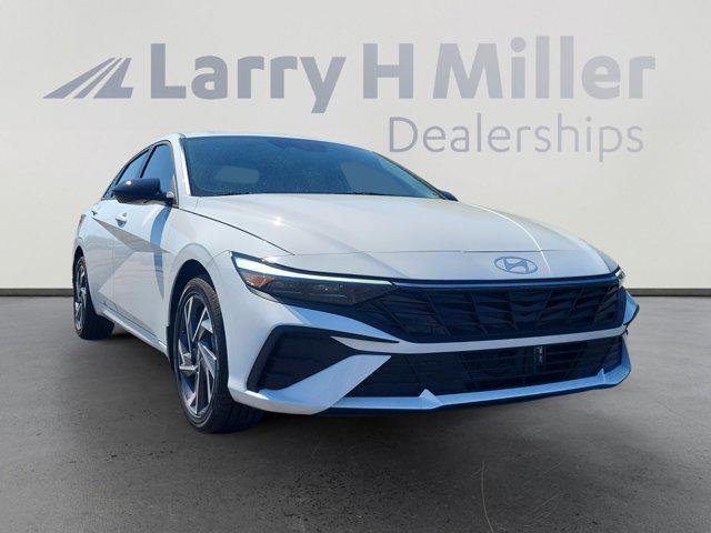 New 2025 Hyundai Elantra SEL FWD image 7