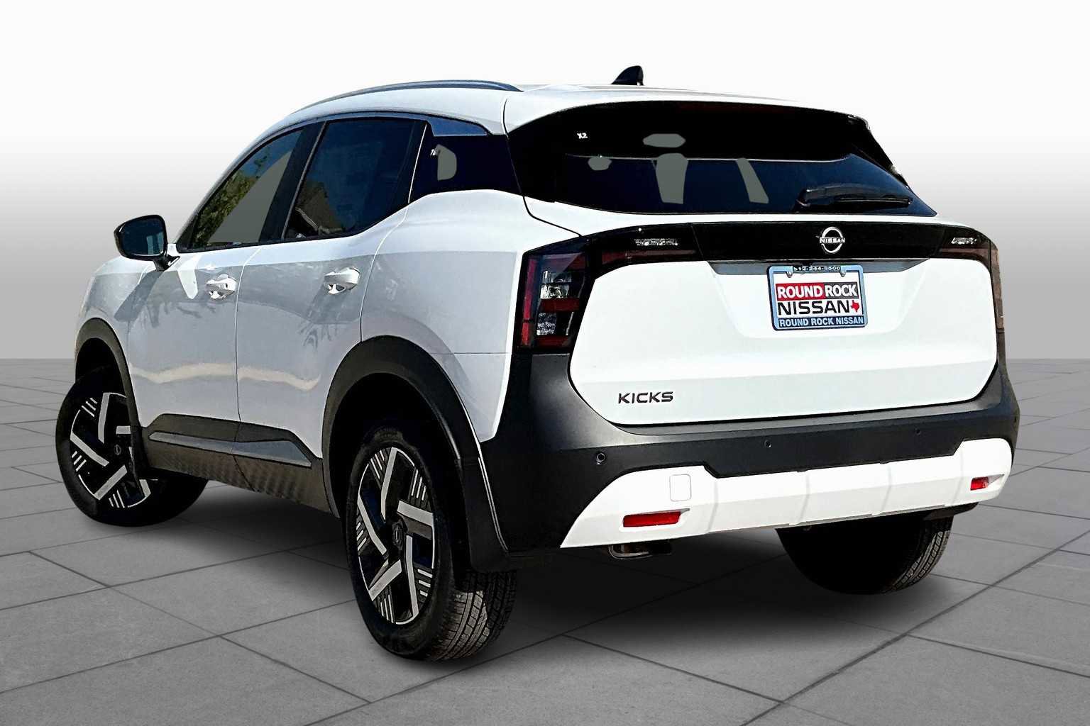 New 2026 Nissan Kicks SV image 7