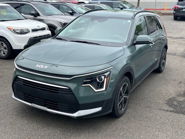 Certified 2023 Kia Niro EX FWD image 3