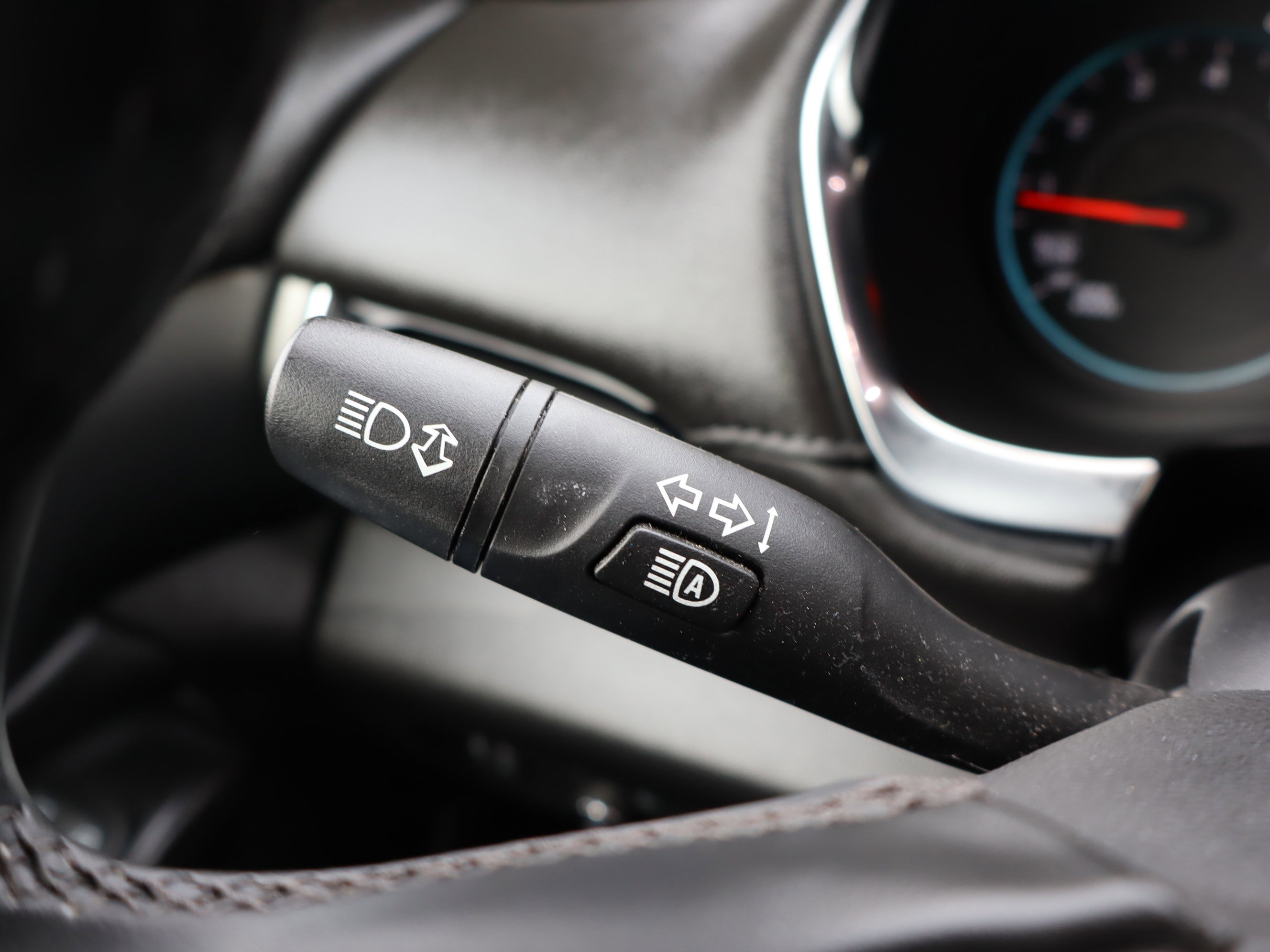 Certified 2023 Chevrolet Traverse LT w/ LPO, Floor Liner Package image 21