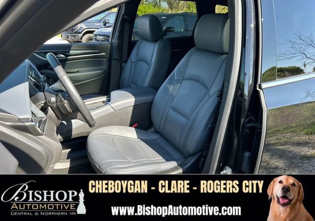 Used 2024 Buick Enclave Essence w/ Experience Buick Package AWD/4WD image 3