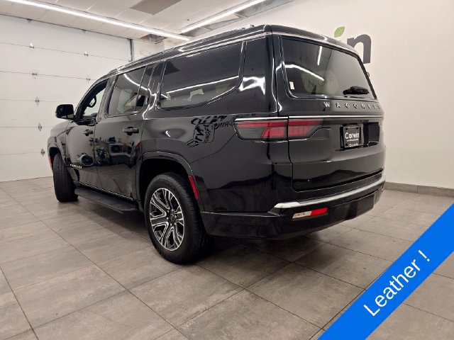 Used 2025 Jeep Wagoneer Series II AWD/4WD image 3