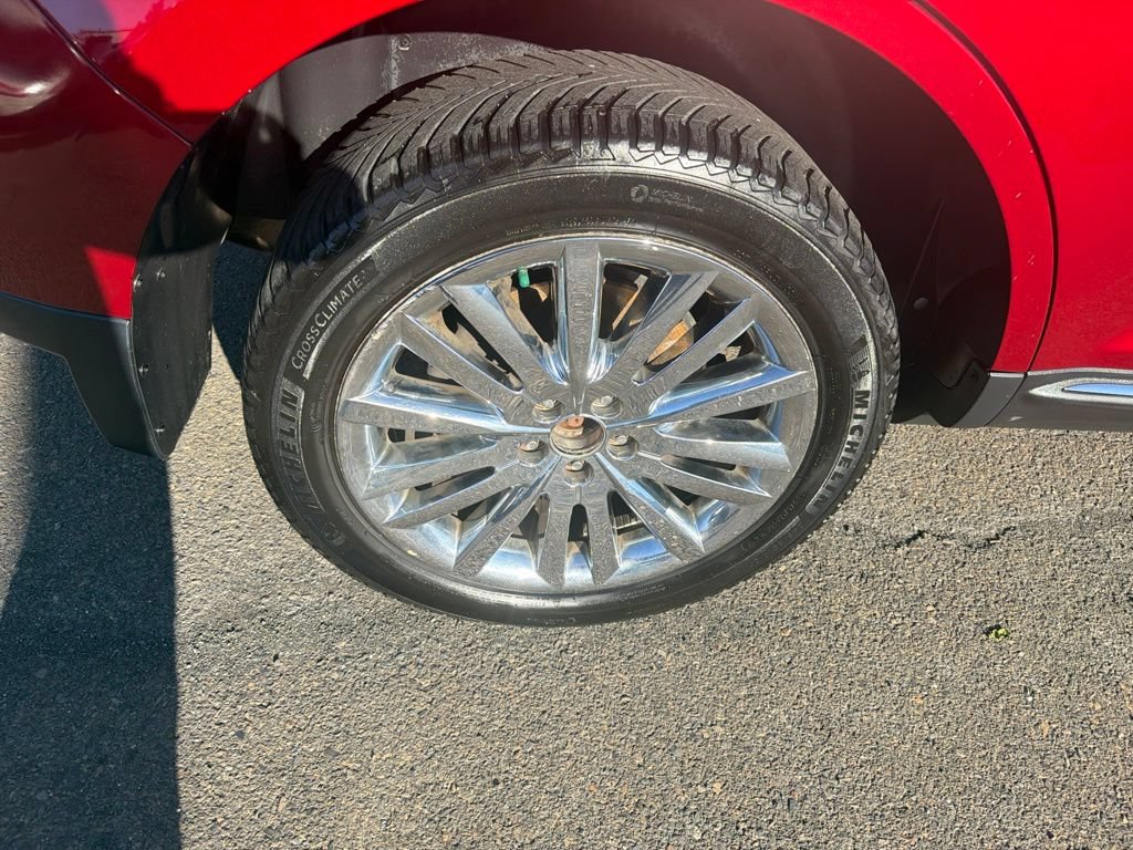 Used 2013 Lincoln MKX AWD image 33