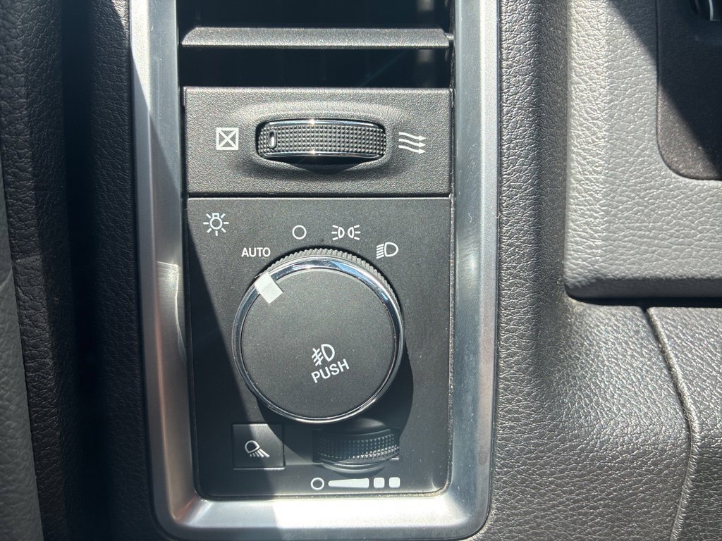 Used 2018 RAM 2500 Big Horn AWD/4WD image 24