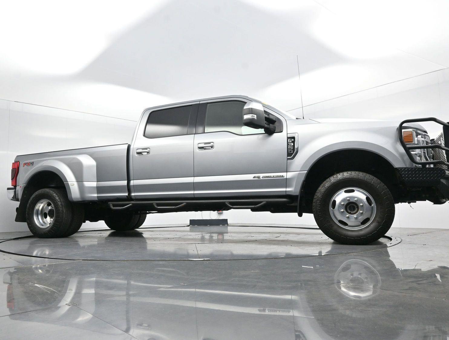 Used 2020 Ford F350 Lariat w/ Lariat Value Package image 47