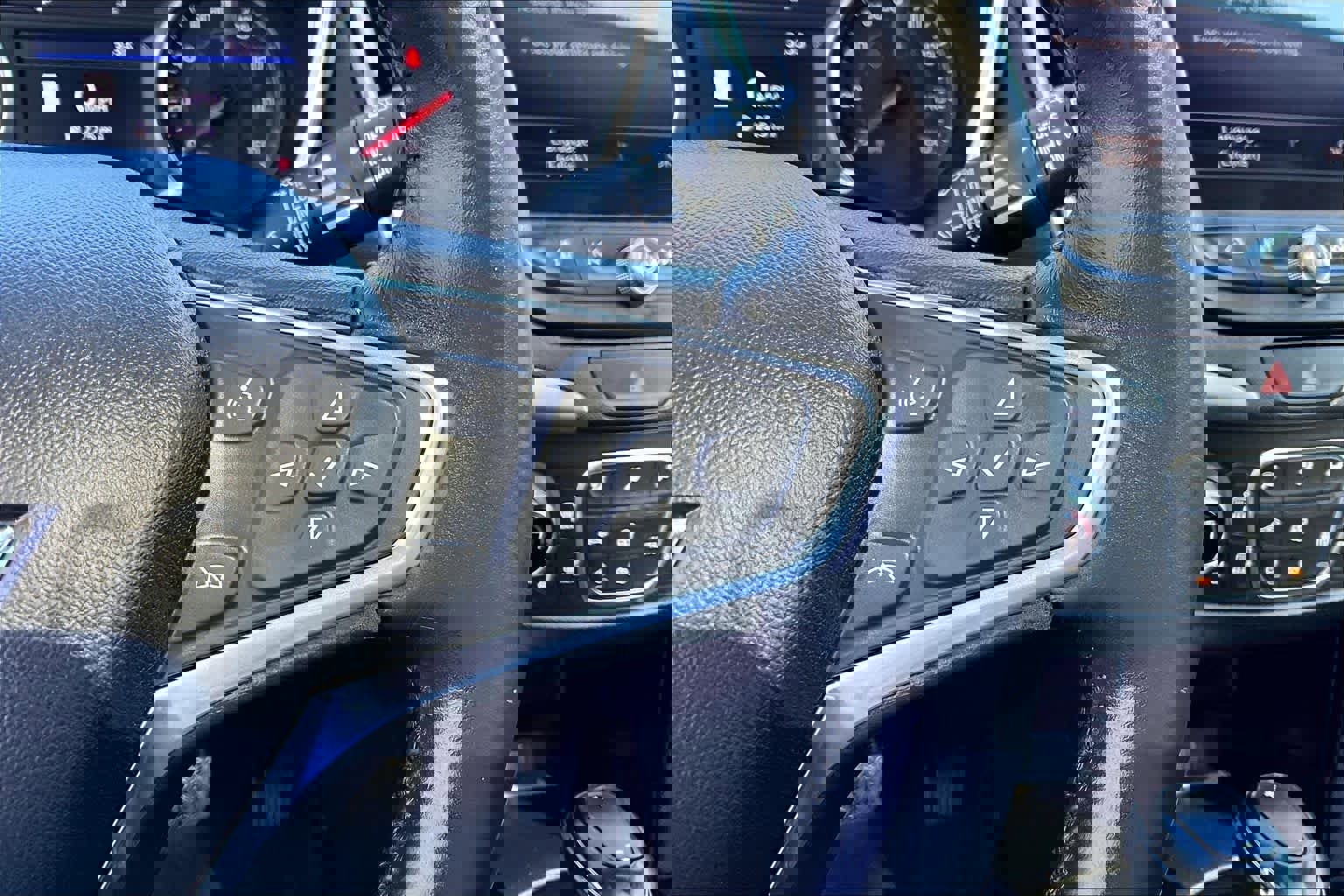 Used 2019 Chevrolet Equinox LT image 24