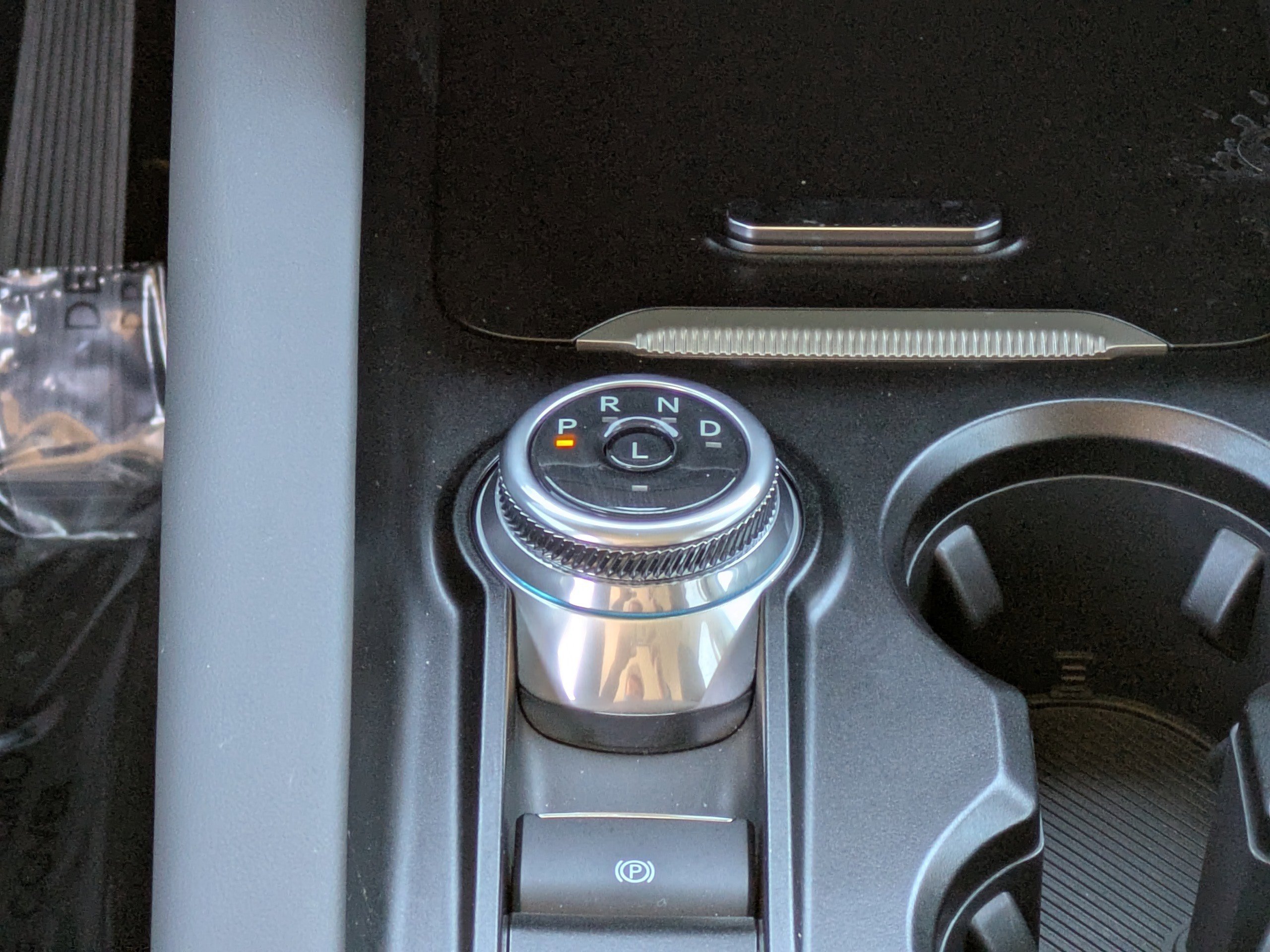 Used 2025 Ford Explorer Active image 14