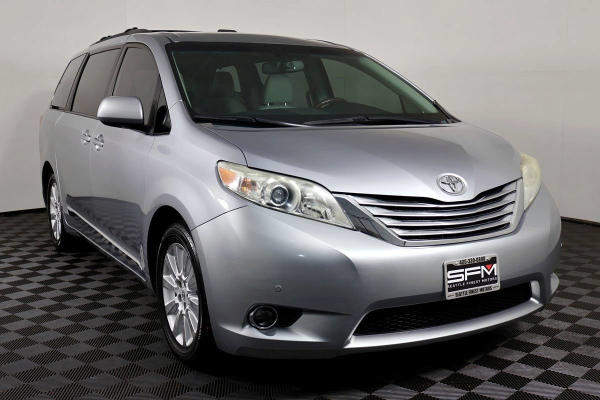 Used 2011 Toyota Sienna Limited w/ Premium Pkg AWD/4WD image 5