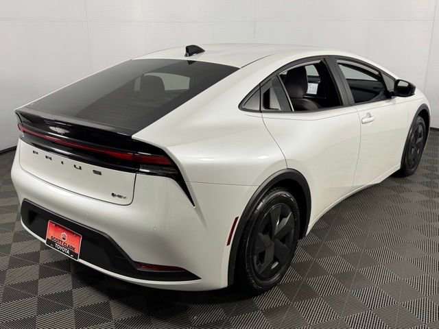 New 2026 Toyota Prius LE image 7