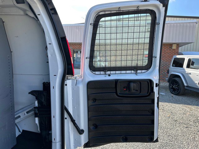 Used 2012 Chevrolet Express 2500 image 18