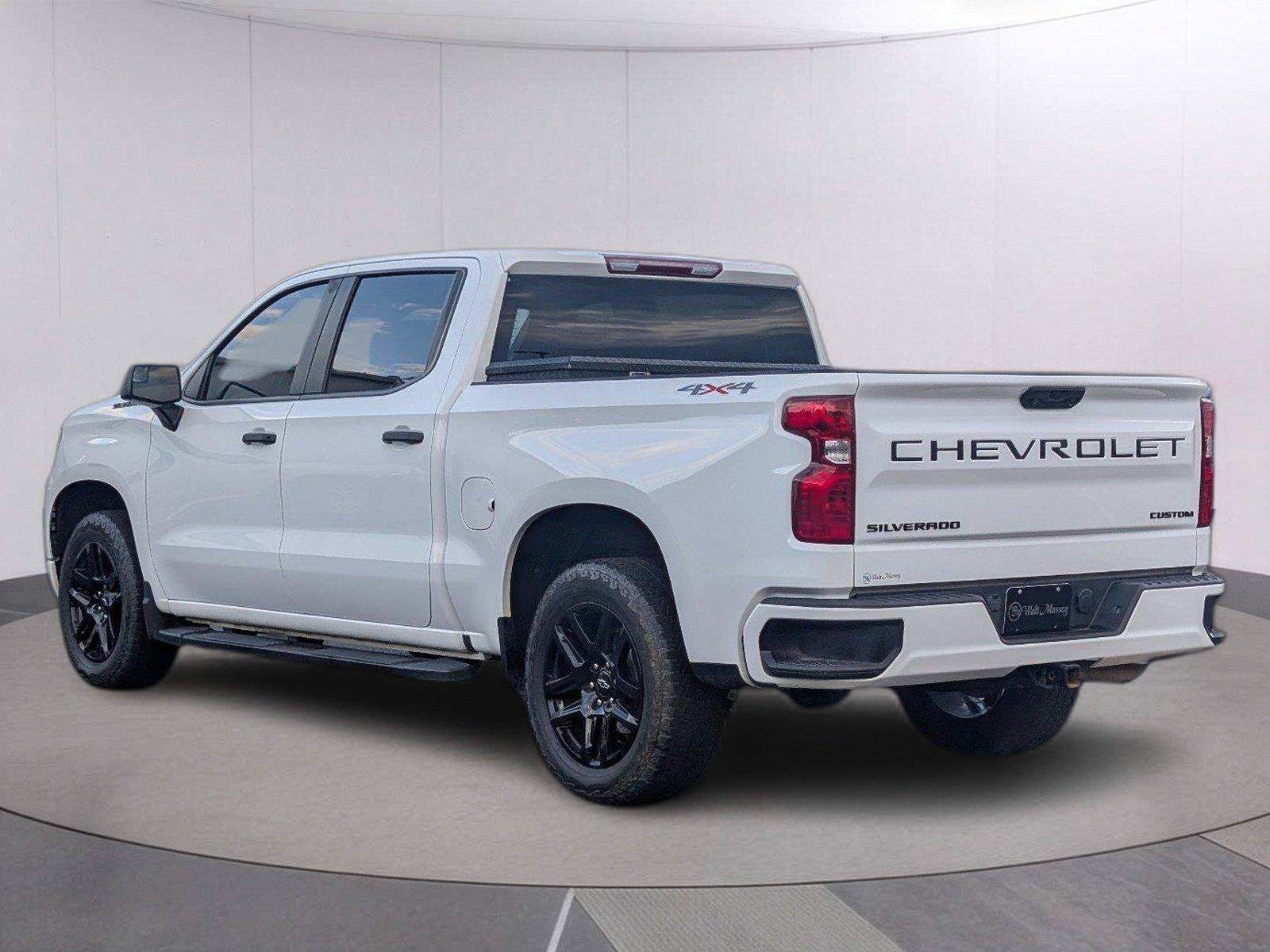 Used 2024 Chevrolet Silverado 1500 Custom w/ Turbomax Blackout Package AWD/4WD image 3