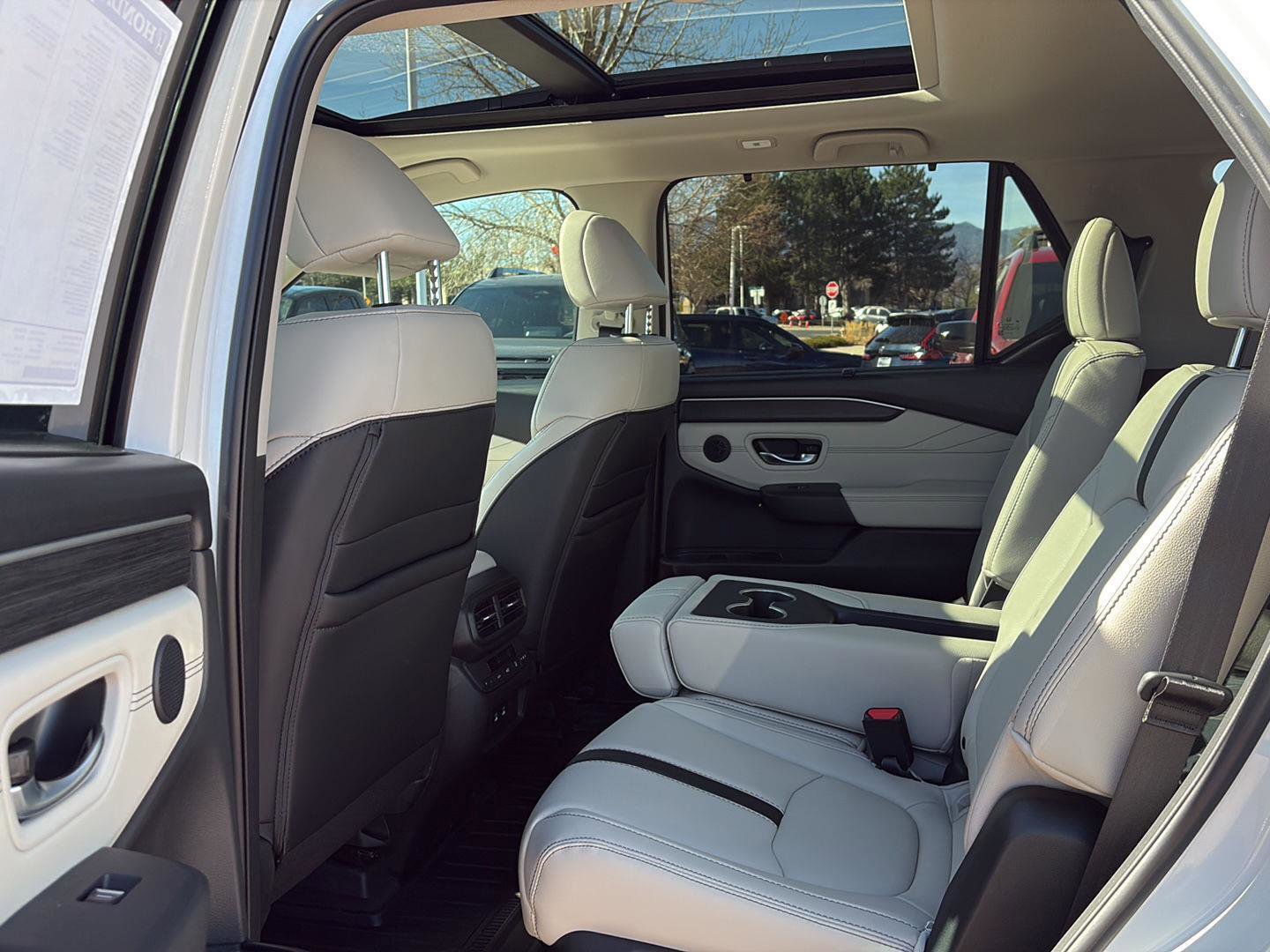 New 2026 Honda Pilot Touring image 8