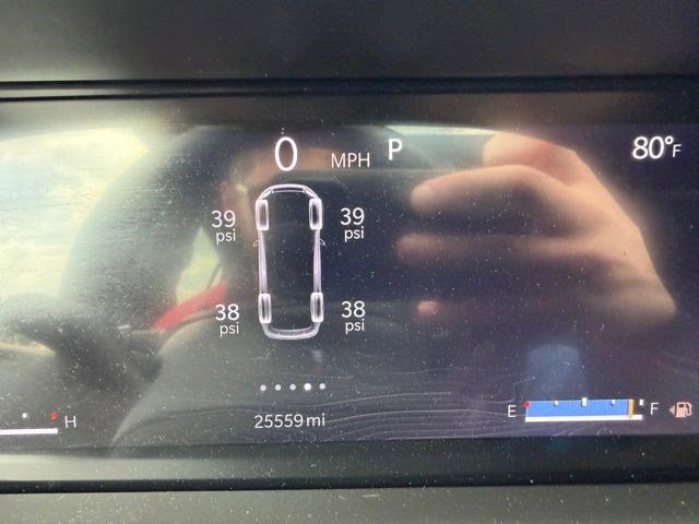 Used 2022 Jeep Grand Cherokee L Laredo image 5