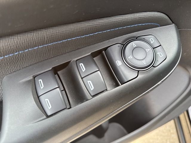 Used 2025 Buick Envista Sport Touring image 10