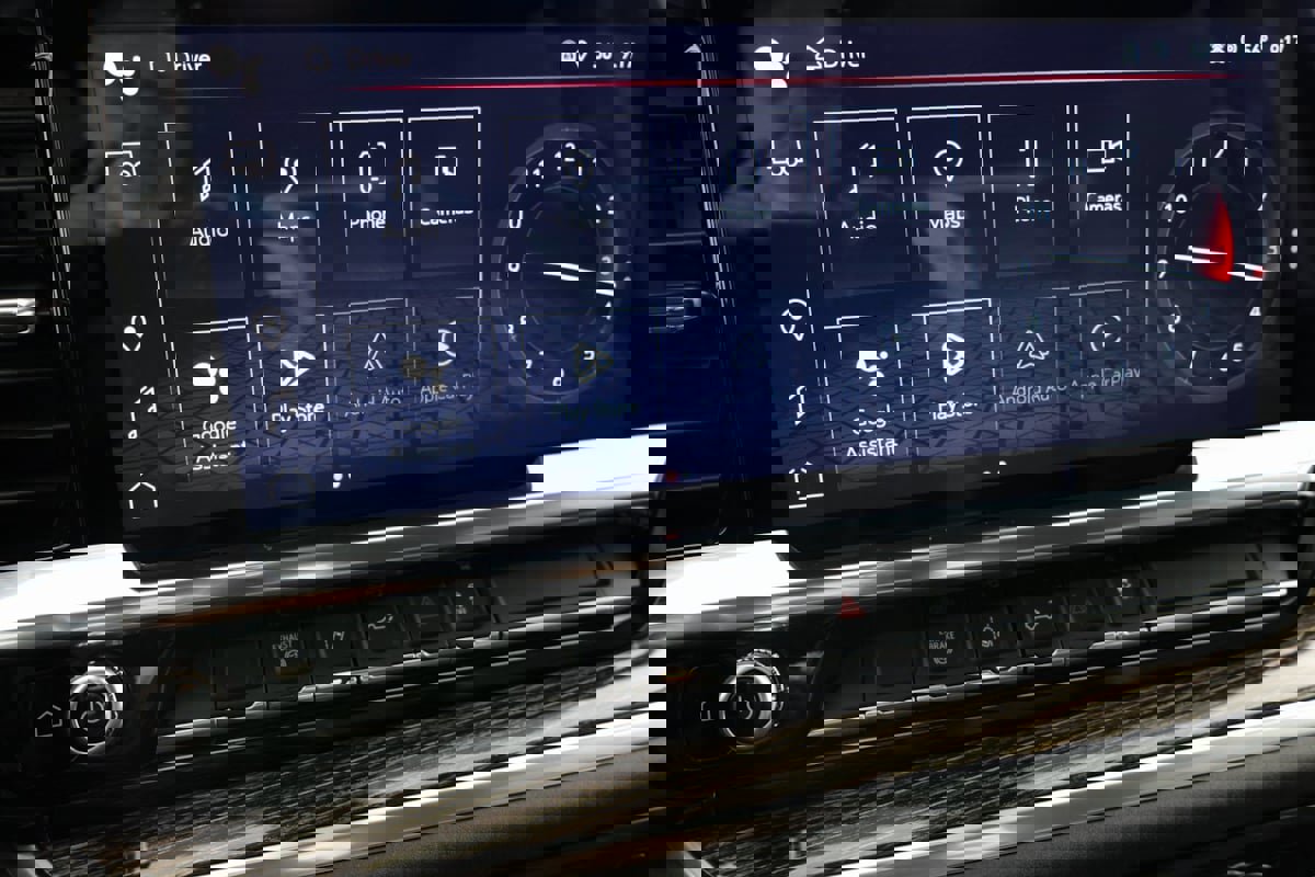 Used 2024 GMC Sierra 3500 SLE w/ SLE Value Package image 48