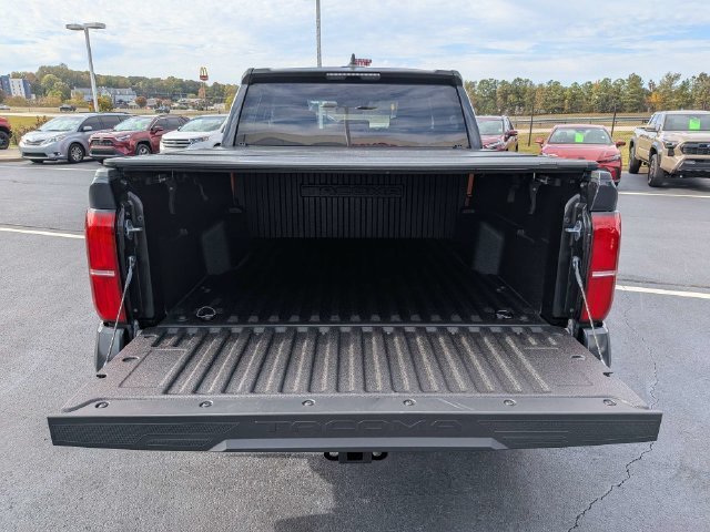 Certified 2024 Toyota Tacoma SR5 AWD/4WD image 13