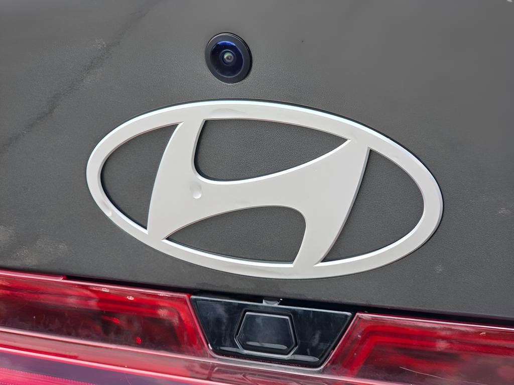 Used 2024 Hyundai Elantra SEL w/ Convenience Package FWD image 13