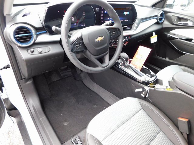 New 2026 Chevrolet Trax LT image 13