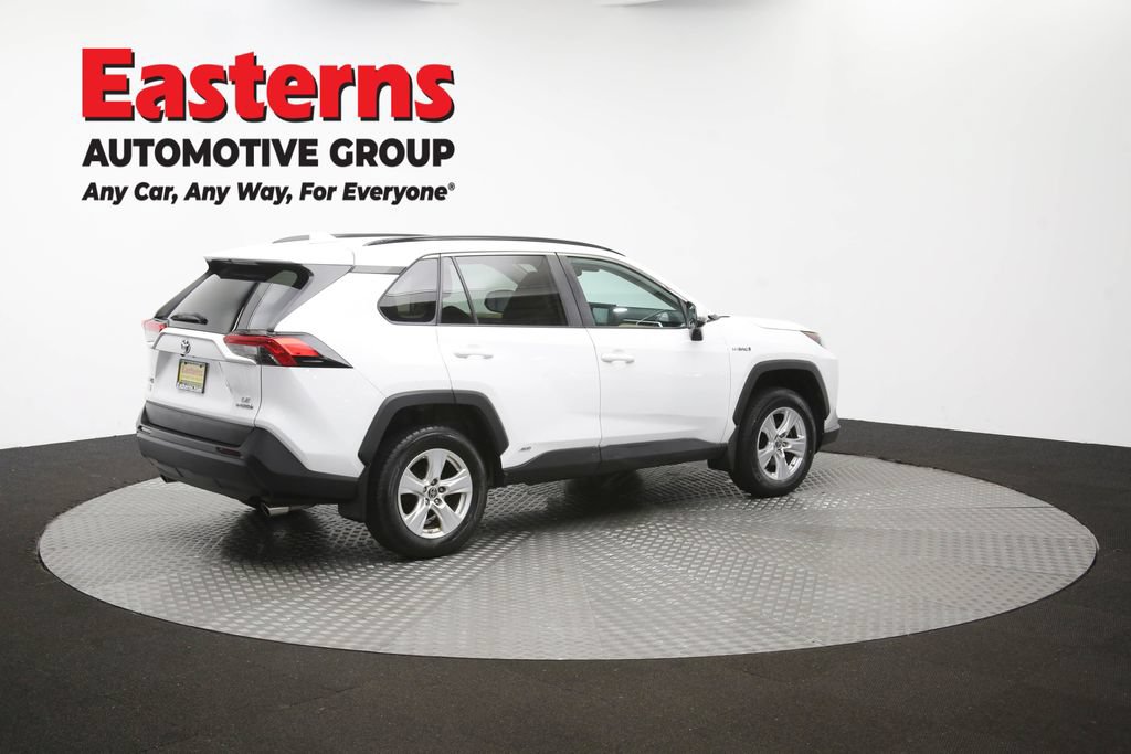 Used 2021 Toyota RAV4 LE w/ Carpet Mat Package (TMS) AWD/4WD image 43