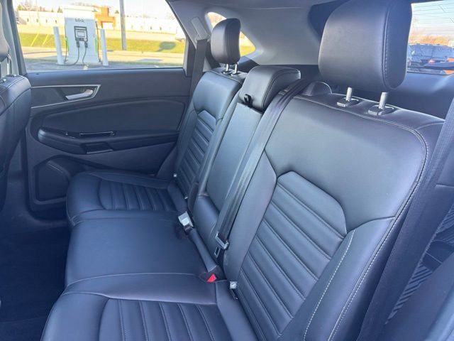 Certified 2019 Ford Edge SEL w/ Equipment Group 201A image 8