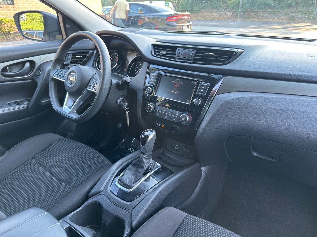 Used 2019 Nissan Rogue Sport S image 20