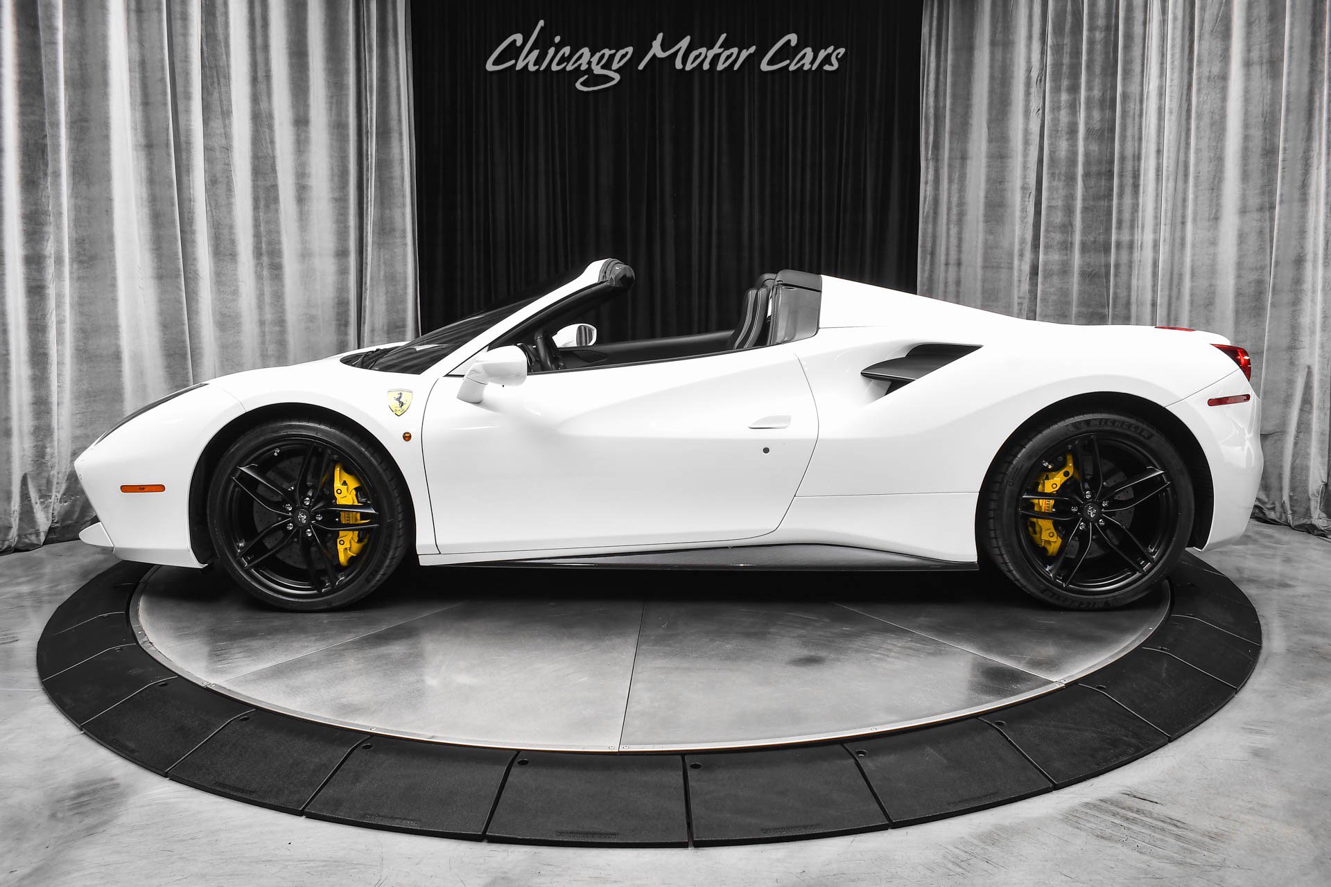 Used 2017 Ferrari 488 Spider image 35