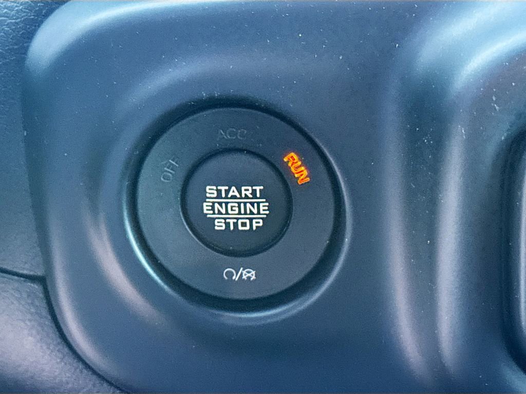 Used 2021 Jeep Wrangler Unlimited Sahara image 22