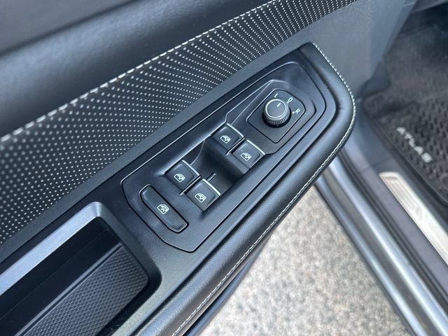 Certified 2024 Volkswagen Atlas Cross Sport SE w/ Panoramic Sunroof Package AWD/4WD image 12