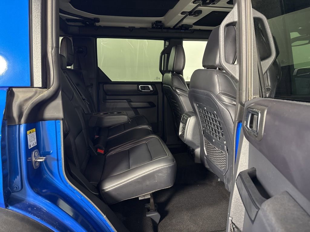 Used 2025 Ford Bronco Badlands AWD/4WD image 16