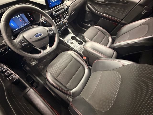 Used 2025 Ford Escape ST-Line FWD image 15