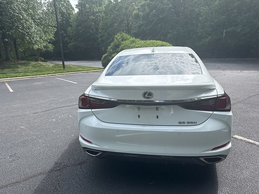Used 2022 Lexus ES 350 F Sport w/ Accessory Package 2 FWD image 5