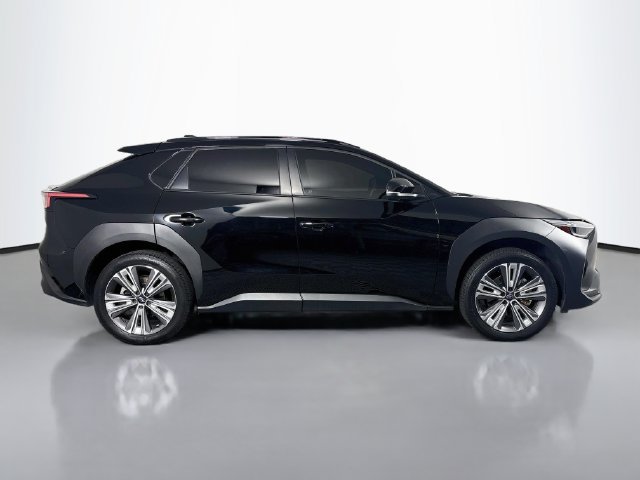 Certified 2023 Subaru Solterra AWD image 10