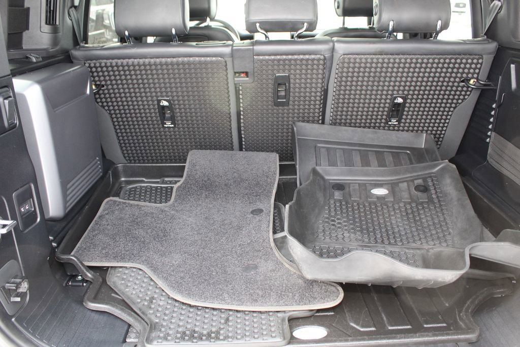 Used 2022 Land Rover Defender 110 V8 image 23