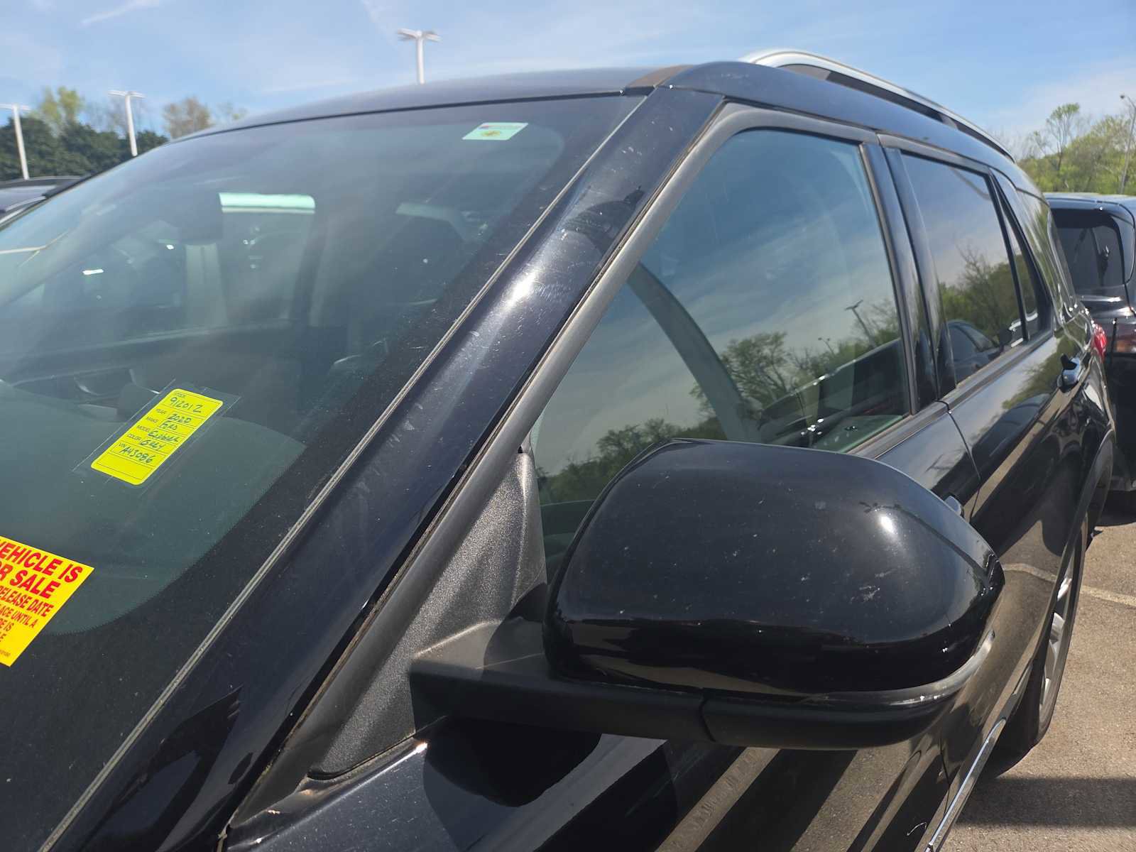 Used 2020 Ford Explorer Limited image 11