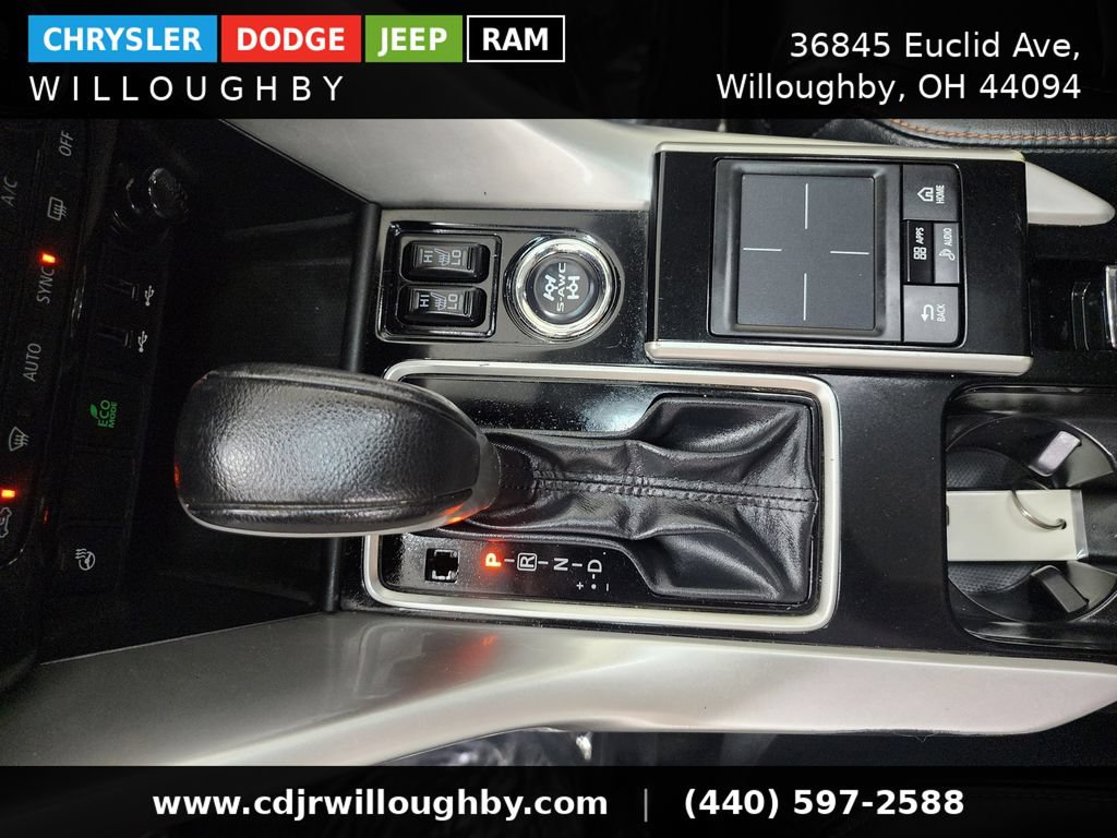 Used 2019 Mitsubishi Eclipse Cross SEL AWD/4WD image 23