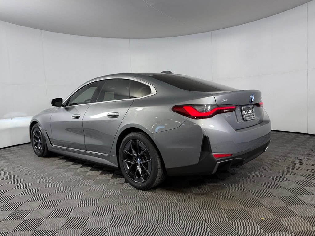 Used 2023 BMW i4 eDrive40 w/ Premium Package RWD image 9