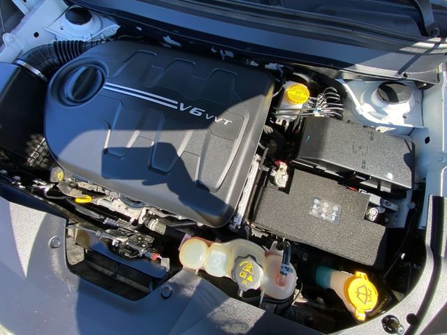 Used 2022 Jeep Cherokee Latitude Lux w/ Mopar Interior Package image 31