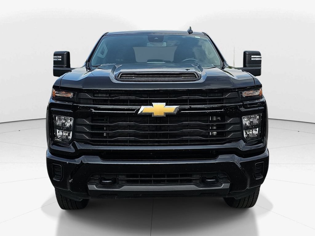 Used 2024 Chevrolet Silverado 2500 Custom w/ Custom Value Package AWD/4WD image 10