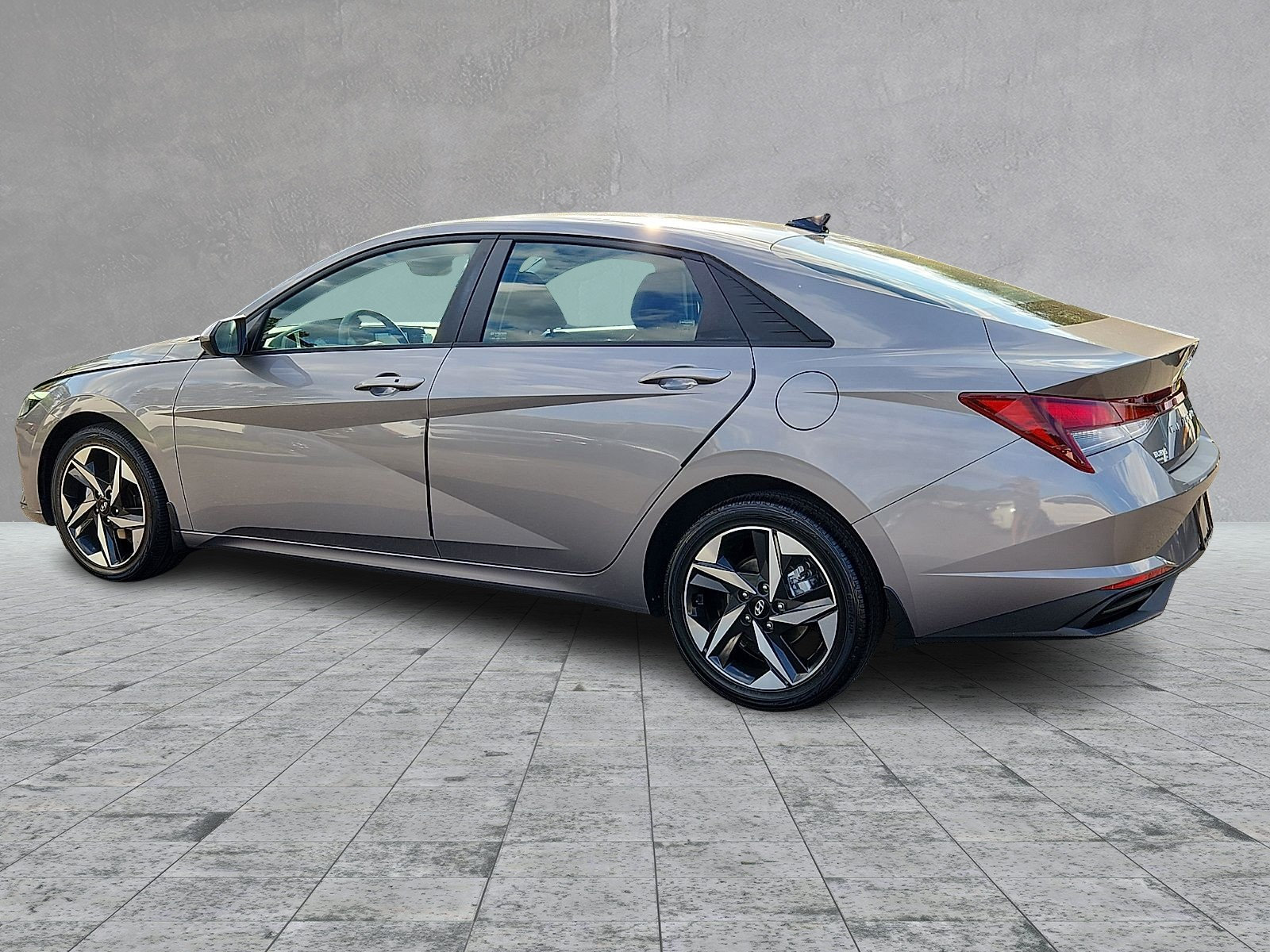 Certified 2023 Hyundai Elantra SEL w/ Convenience Package FWD image 6